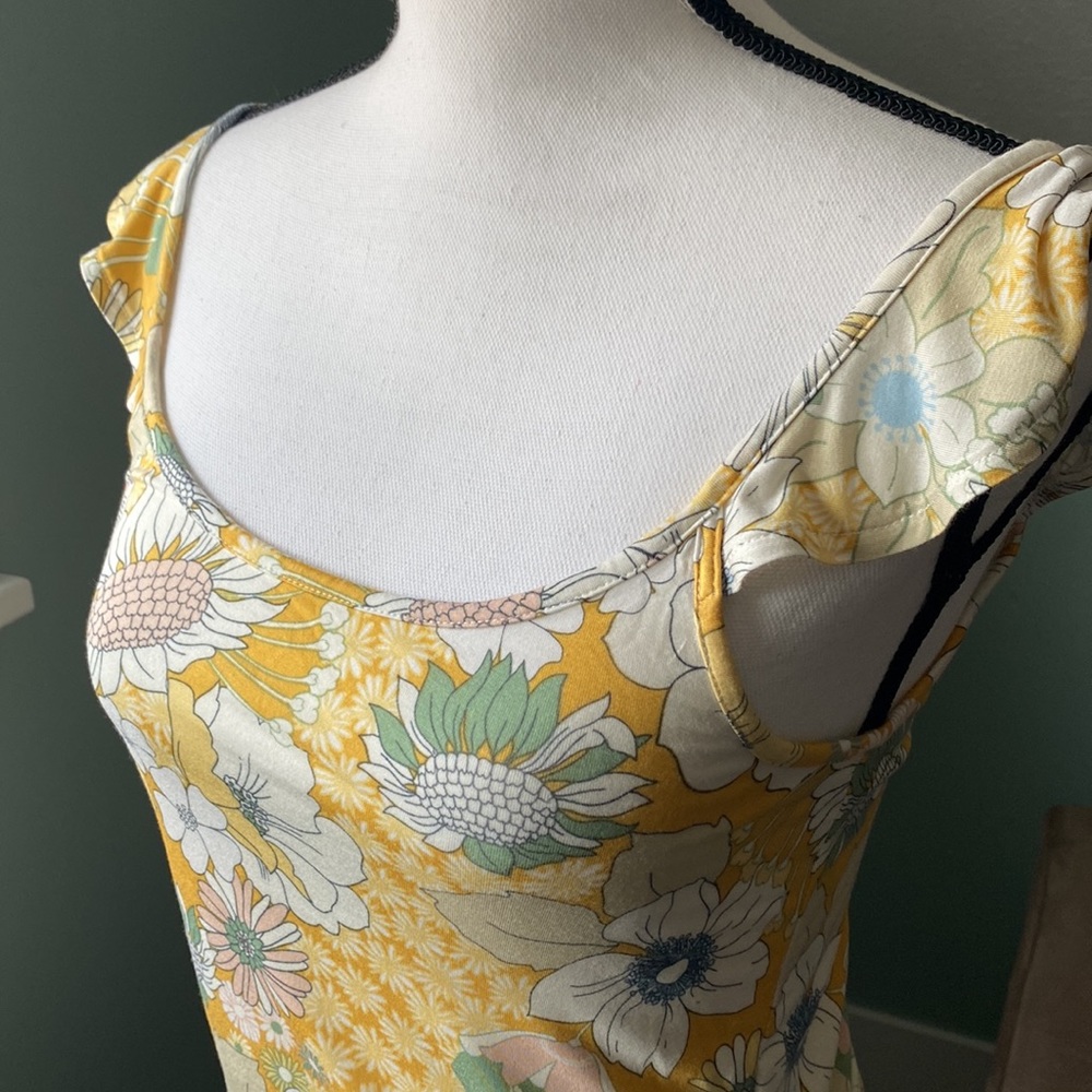 O’Neill Andy Floral Crop Top - Picture 8 of 13
